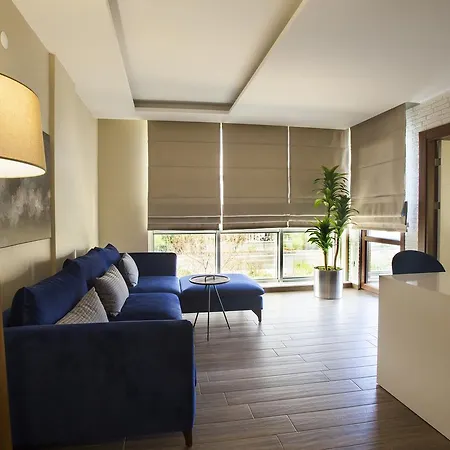 Maxuite In 3* Akçay