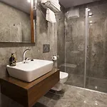 Отель Maxuite In