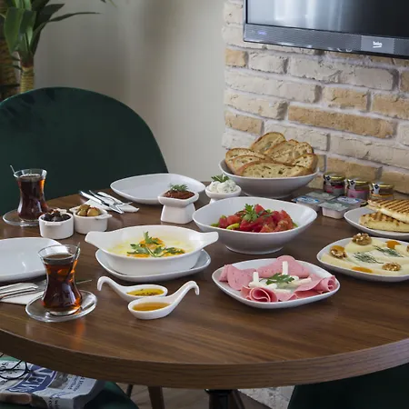 Maxuite In Akçay